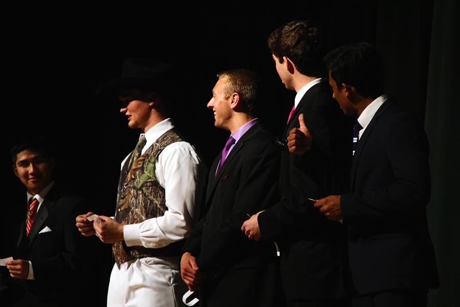 The top five of Mr. Hebron (Seiji Omae, Will Rieger, Patrick Warren and Jonathon Jacobs) stands for the last portion: questions and answers. 