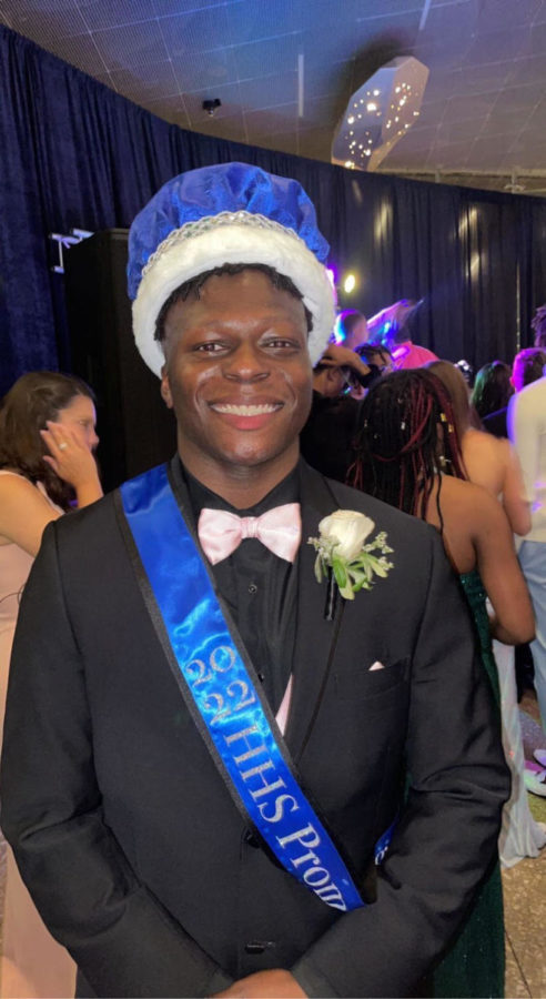 The Hawk Eye Qanda Get To Know The 2022 Prom King And Queen