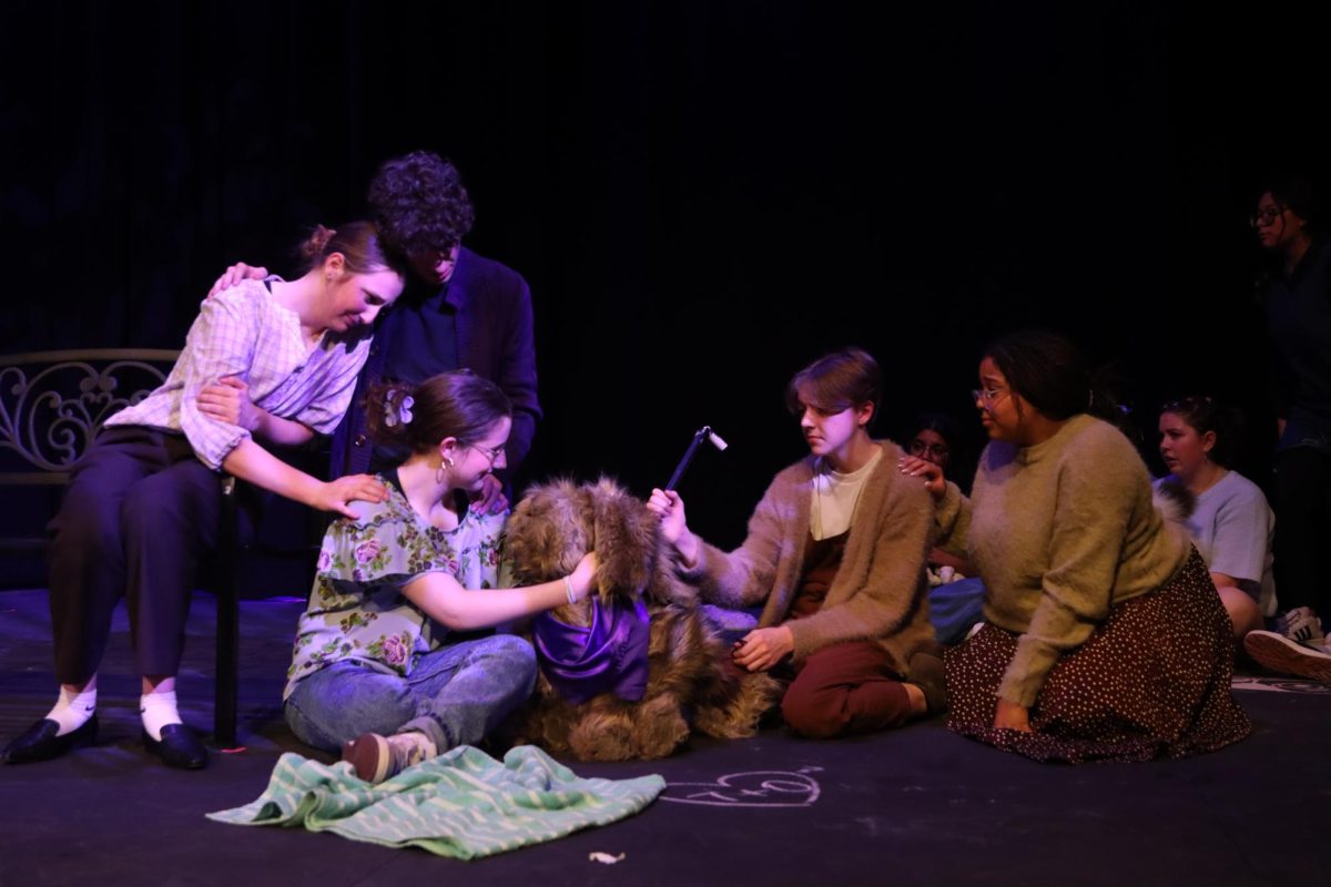 Sophomores Molly Crowder, Beckham Sams, Kaydee Kaupp, Landry Woolridge and Gabriella Tinsley perform the penultimate scene during the understudy dress rehearsal. The principal cast will perform tonight and tomorrow at 7 p.m, and the understudy cast will perform tomorrow at 2 p.m. 
